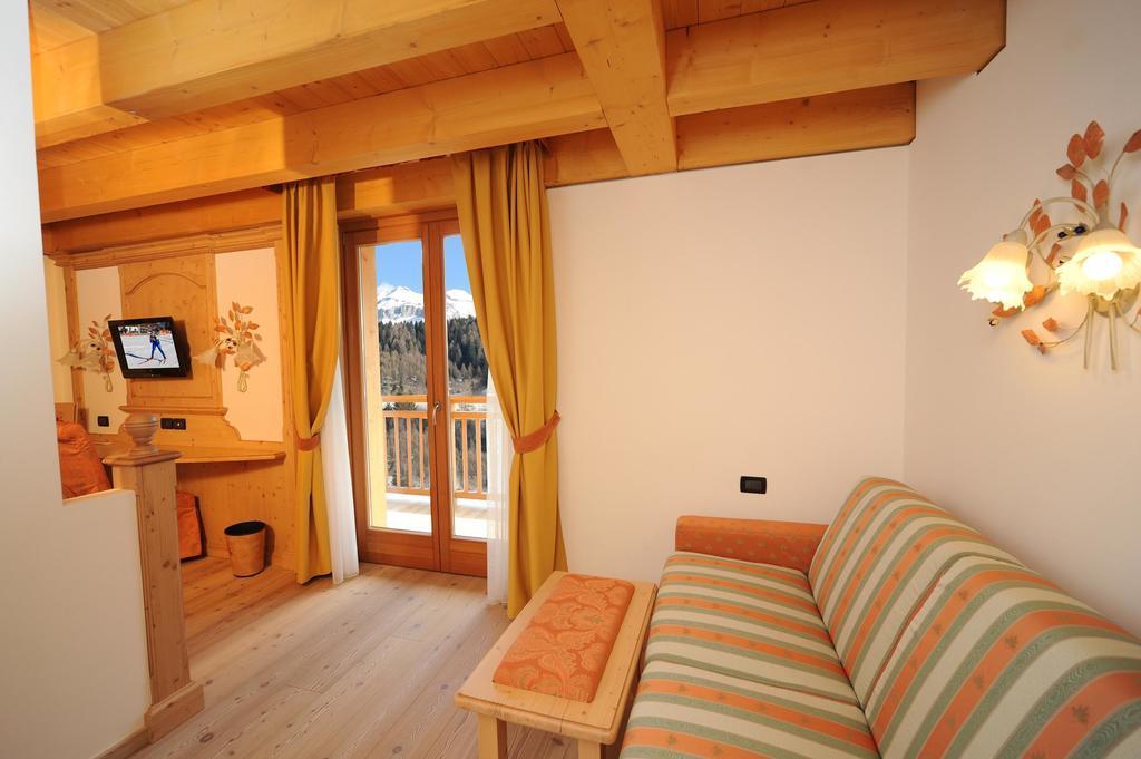 Residence Garni Il Giglio Коммеццадура Номер фото